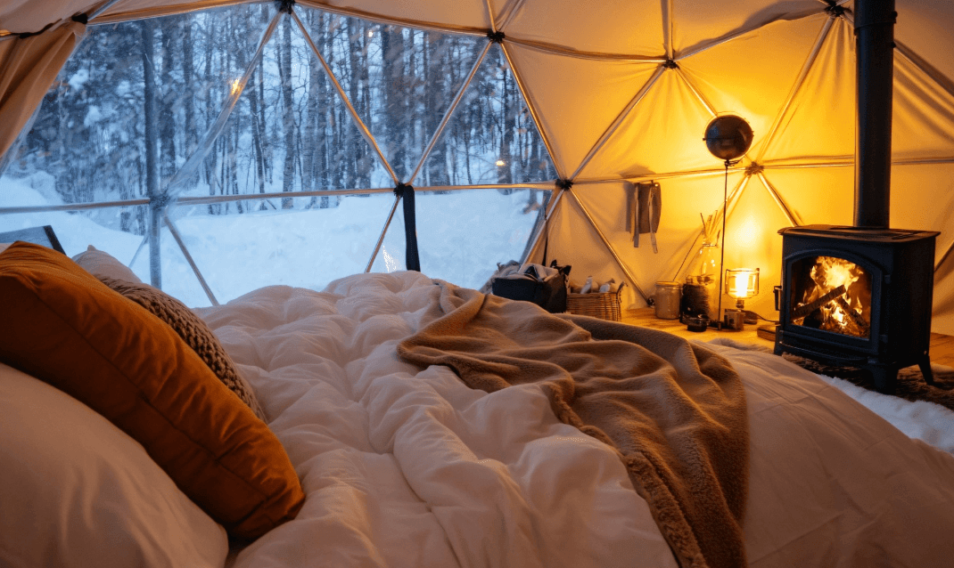 Solo snow camping with a 4-season tent